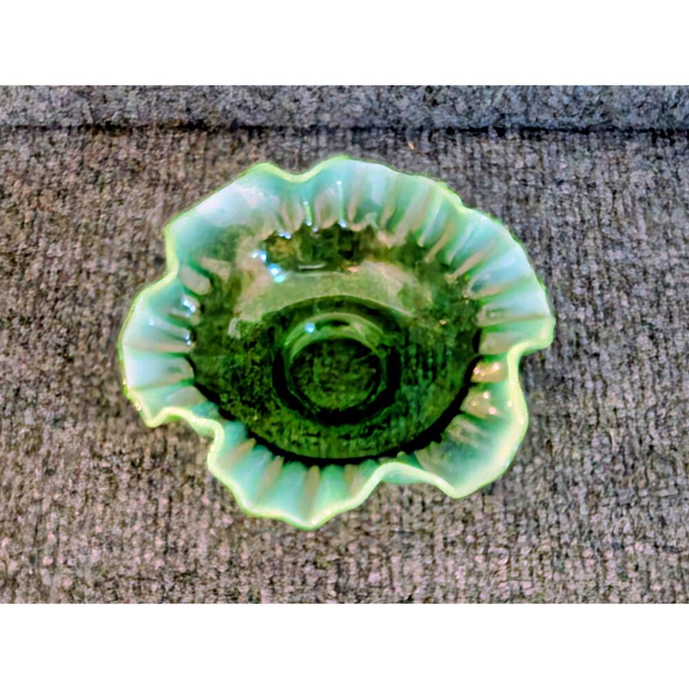Vintage Green Opalescent Ruffled Edge Fenton Art Glass Bowl -- Read Description - Picture 3 of 16